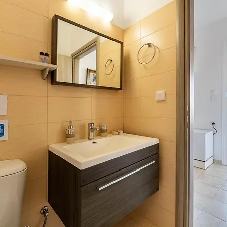 Aperanto Galazio Archangelos (Rhodes)